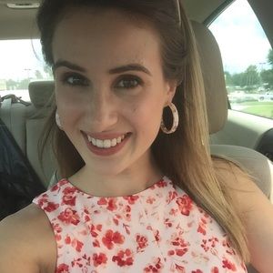 Meet your Posher, Rachel